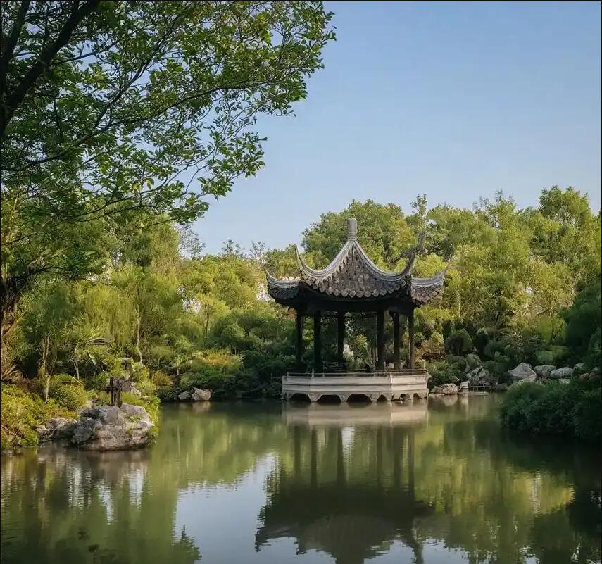 瑞昌雪旋餐饮有限公司